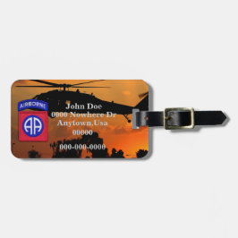 Veteranen der im Flugzeug ABN-Division 82. Gepäckanhänger
