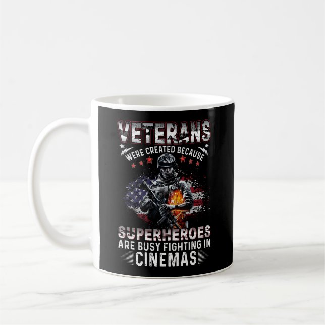Veteranen, weil Superhelden in Cinemas beschäftigt Kaffeetasse (Links)