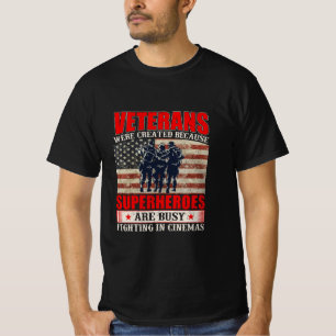 Veteranen, weil Superhelden in Cinemas beschäftigt T-Shirt