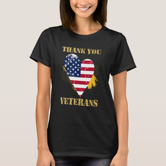 Veterans Day with American flag for Men Dad Women  T-Shirt (Vorderseite)