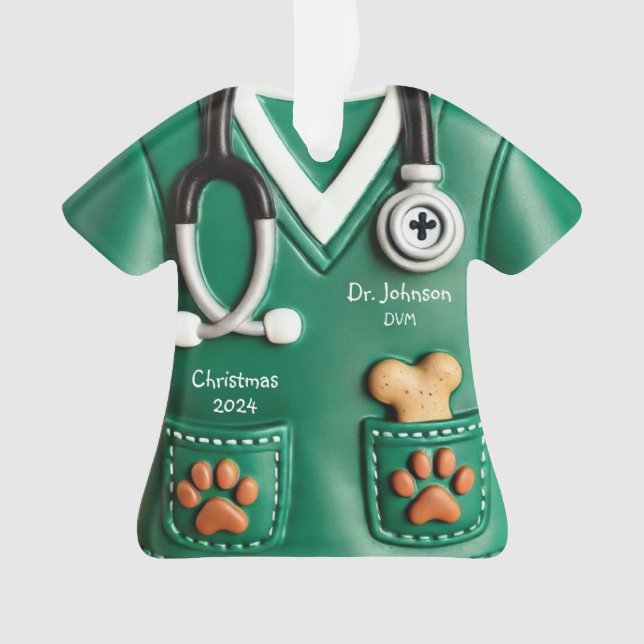 Veterinarian Scrub Shirt Personalisiert Ornament (Vorderseite)
