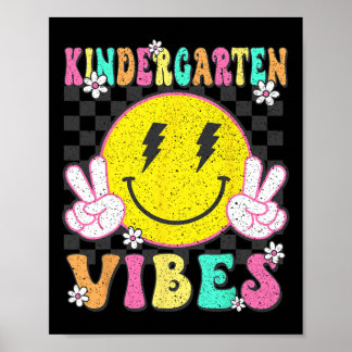 Vibes im Kindergarten Lächelnde Gesichter Zurück z Poster