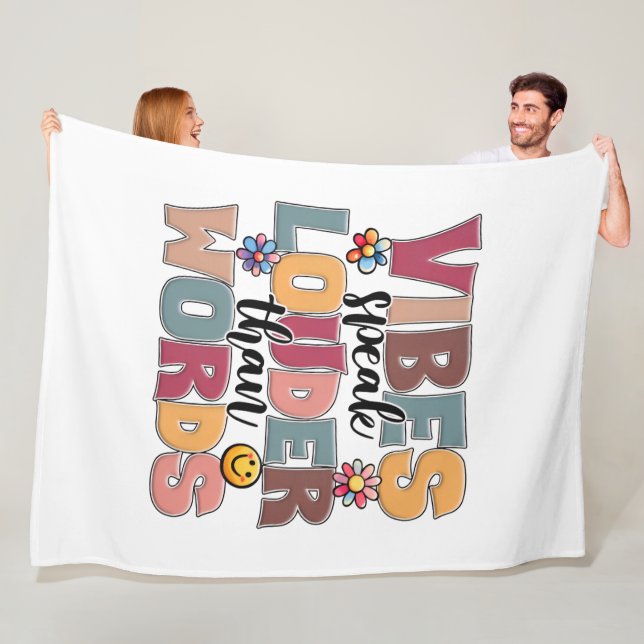 Vibes sprechen lauter als Worte Retro Groovy Typog Fleecedecke (Beispiel)