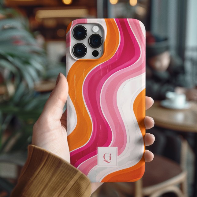 Vibrant Flow | Funky Retro Initial Monogramm  iPhone Hülle (Von Creator hochgeladen)