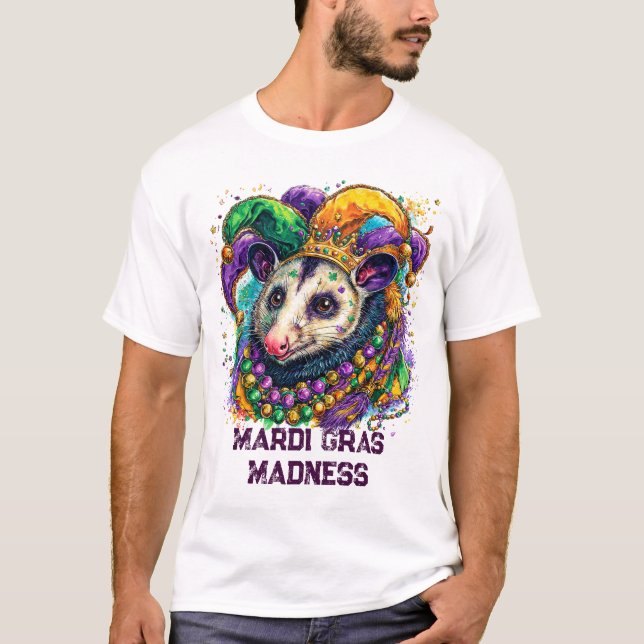 Vibrant Mardi Gras possum in jester mask and beads T-Shirt (Vorderseite)