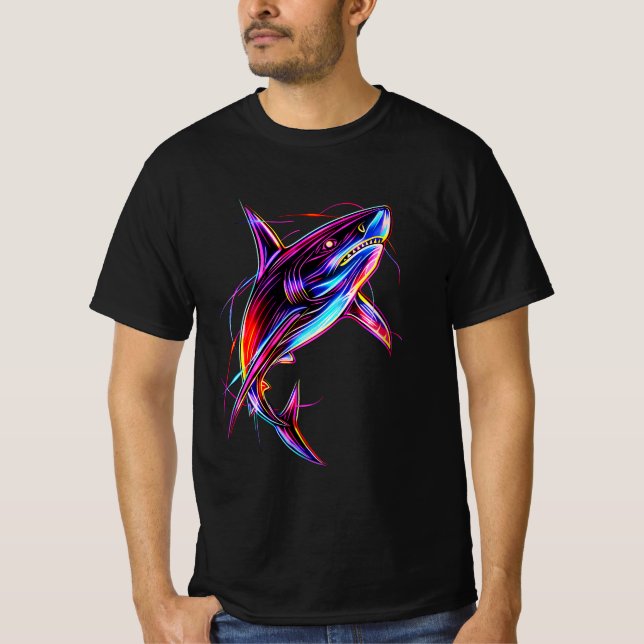 Vibrant Neon Shark Modern Digital Ocean T-Shirt (Vorderseite)
