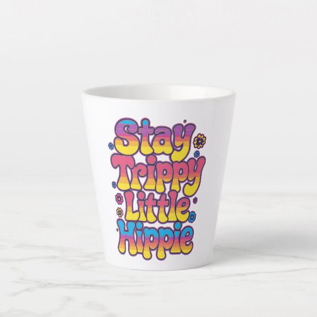 Vibrant Rainbow Stay Trippy Hippie Quote Milchtasse (Vorderseite)