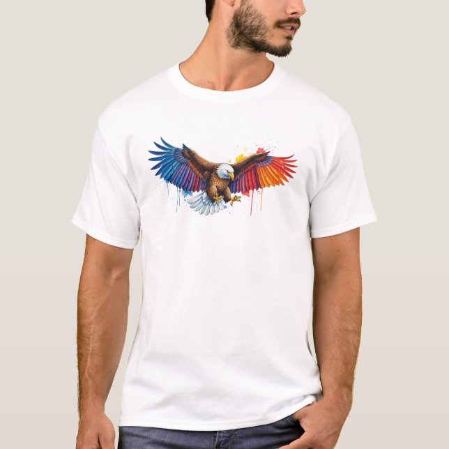 Vibrant Watercolor Eagle with Spread Wings   T-Shirt (Vorderseite)