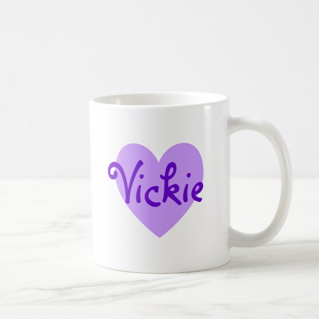 Vickie Lila Tasse (Rechts)