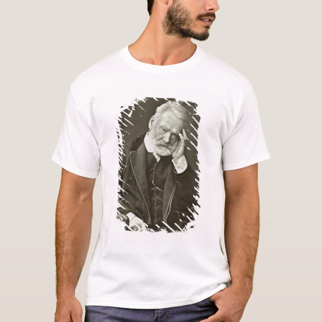 Victor Hugo (1802-85), von 'Galerie Contemporaine T-Shirt (Vorderseite)