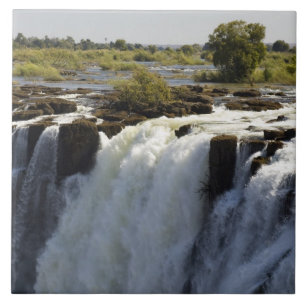 Victoria Falls, Zambesi River, Sambia.  2 Fliese