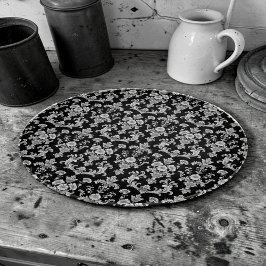 Victorian Black and White Damask Pattern Schneidebrett