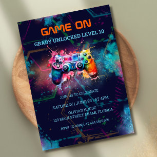 Video Game Birthday Party Neonspiel auf Level Up Einladung