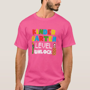 Video-Spiel mit ungesichertem Kindergarten-Level T-Shirt
