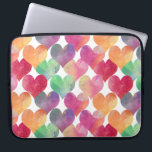 Viel Liebe im Herzen Wasserfarbe Laptopschutzhülle<br><div class="desc">Die farbenfrohen Farbherzen überlagerten Muster.</div>