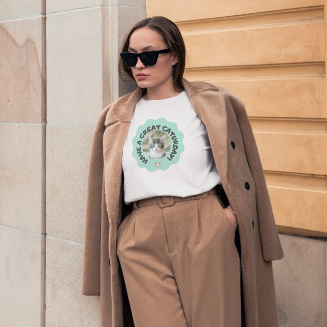 Viel Spaß beim Katurtag! Türkisches Foto T-Shirt (Von Creator hochgeladen)