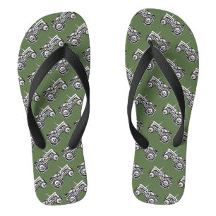 viele alte graue Gussschlepper Flip Flops