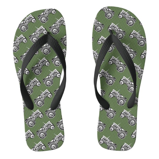 viele alte graue Gussschlepper Flip Flops (Fußbett)