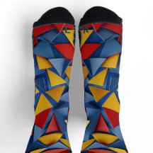 Viele Dreiecke in Rot, Gelb und Blau