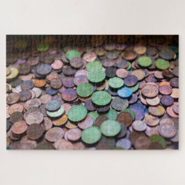 Viele Euro-Münzen in einem Angebot - schwierig Puzzle