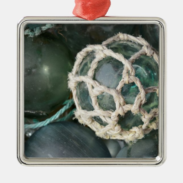 Viele Glasfischerei, Alaska Silbernes Ornament (Vorne)