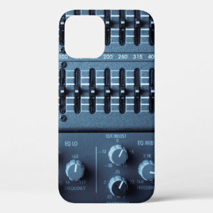 Viele Knöpfe an einem Soundmischer in einem Tonstu Case-Mate iPhone Hülle