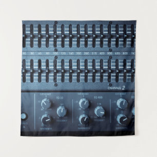 Viele Tasten auf einem Tonmischer in einem Aufnahm Wandteppich