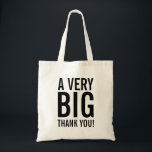 Vielen Dank an die Taschen für Gastgeschenke und m<br><div class="desc">Sehr großes Dankeschön an Taschen mit großen Buchstaben Typografie. Schwarz-Weiß-Design zum Dank für Hochzeitsgäste, Freunde, Familie, Coach, Krankenschwester, Lehrer, Chef, Mitarbeiter, etc. Machen Sie Ihre eigene Goodie / Gastgeschenk-Tasche. Niedliche Custom danken Ihnen Accessoires und Zubehör für Party. Anpassbare Hintergrundfarbe und Textfarbe. Das Zimmer war sauber, das Brautparty war sehr gut,...</div>