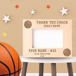 Vielen Dank Coach Basketball Team Name Sport Geätzte Rahmen<br><div class="desc">Vielen Dank Coach Basketball Team Name Sport Etched Frames. 2 Basketballbälle in den Ecken. Personalisieren Sie es mit dem Namen, dem Namen des Spielers, der Nummer, dem Teamnamen und dem Jahr, was es zu einem einzigartigen Sake macht, eine unvergessliche Zeit oder Karriere zu gedenken. Dieser Rahmen ist ein ideales Geschenk...</div>