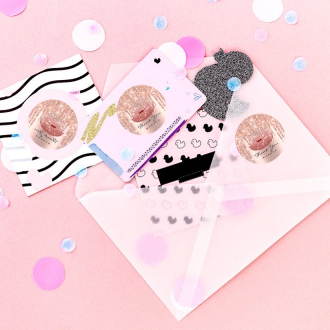 Vielen Dank Name 16. Bridal Rose Glossy Lips Runder Aufkleber (Von Creator hochgeladen)