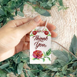 Vielen Dank Vintage Rote Rosen Watercolor Floral Geschenkanhänger<br><div class="desc">Vintage Rote Rose Gift Tags. Dieses prächtige Design zeichnet sich durch elegante rote Rosen mit dunkelroter Schriftzypografie aus, die "Danke" lautet. Das Geschenk-Tag ist weiß und die Vorlage ist für Sie bereit, um eine benutzerdefinierte Nachricht auf der Rückseite, wenn Sie möchten, Set bereit. (Fühlen Sie sich frei, das Feld leer...</div>