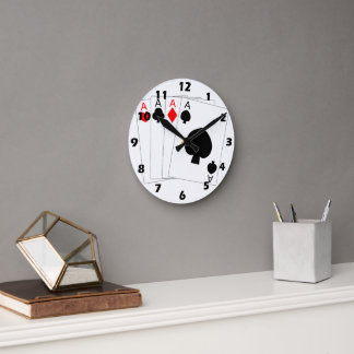 Vier Asse Kartendesign Runde Wanduhr