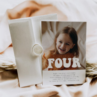 Vier - Groovy Foto Geburtstag Einladung