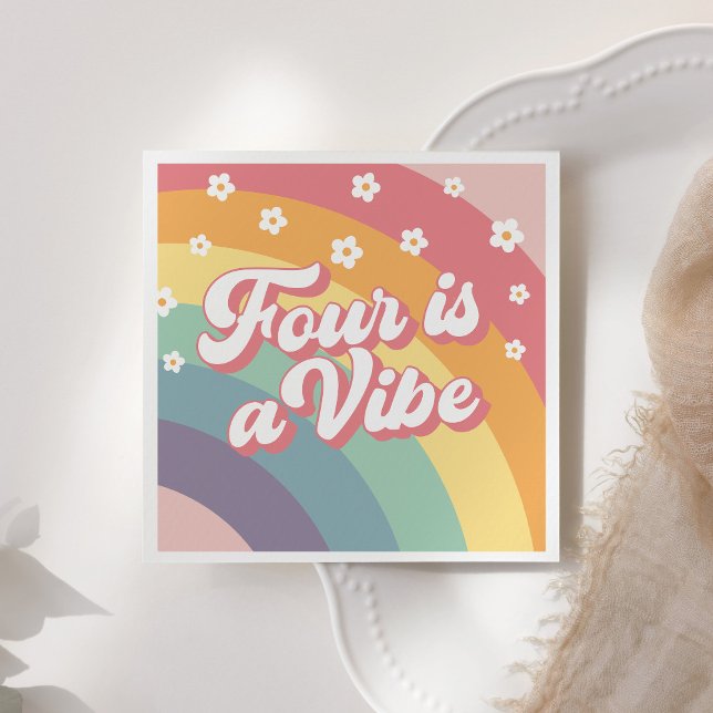 Vier ist ein Vibe Retro 70er Rainbow Daisy Birthda Serviette (Von Creator hochgeladen)