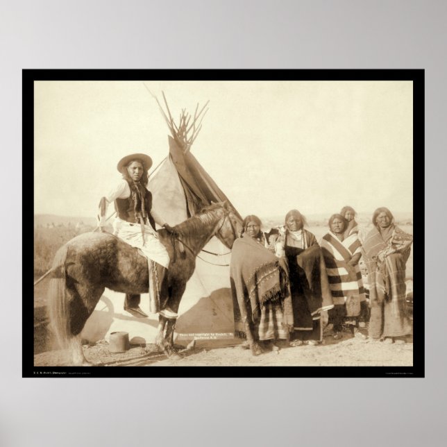 Vier Lakota indische Frauen vor Tipi SD 1891 Poster (Vorne)