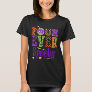 Vier Mal Spooky Ghost Halloween 4. Geburtstag Teil T-Shirt