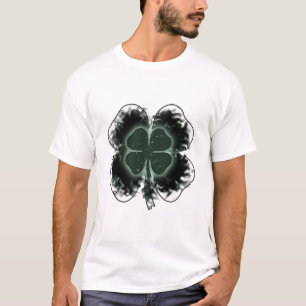 vierblättriges Kleeblatt. geräuchert T-Shirt