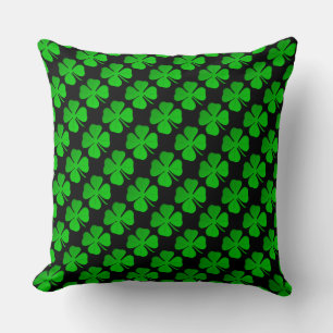 vierblättriges Kleeblatt Pattern Throw Pillow Kissen