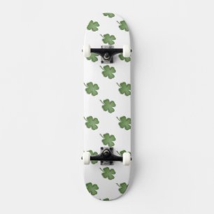 vierblättriges Kleeblatt Skateboard