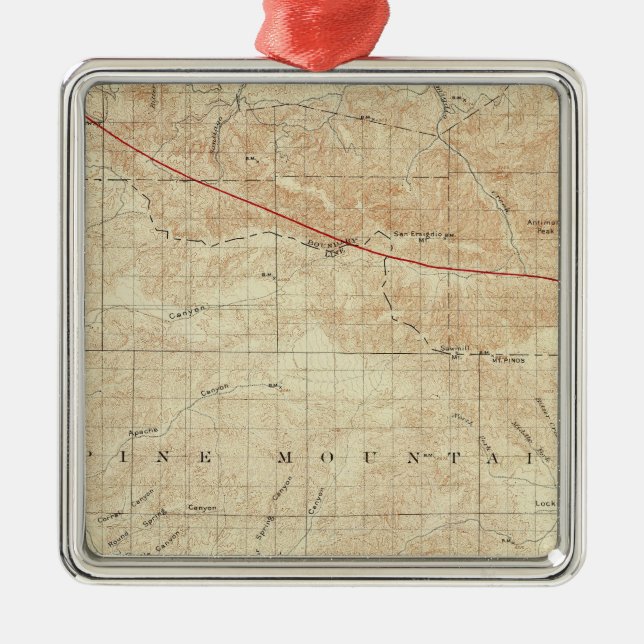 Viereck Mt Pinos, das San- Andreasriß zeigt Silbernes Ornament (Vorne)