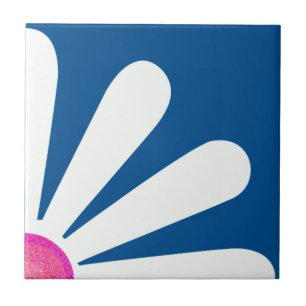 Viertel weiß dunkel, rosa Mitte blau auf Lapis Fliese