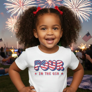Vierter Geburtstag Patrioten-USA-Flagge 4. Juli Kleinkind T-shirt