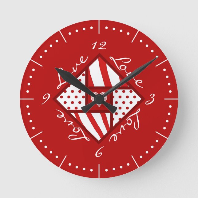 Vierter Valentinstag Runde Wanduhr (Vorderseite)