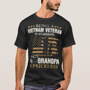 Vietnam Veteran ist ein Ehrengroßvater ist schwul  T-Shirt
