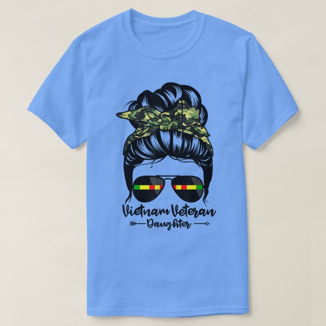 Vietnam Veteran Tochter Messy Bun Hair Funny Vete T-Shirt (Design vorne)