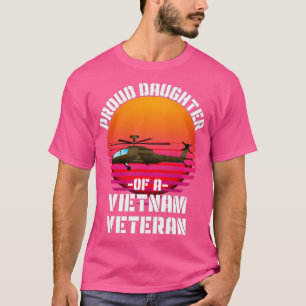 Vietnam Veteran US Patriot Familiengeschenk Proud  T-Shirt