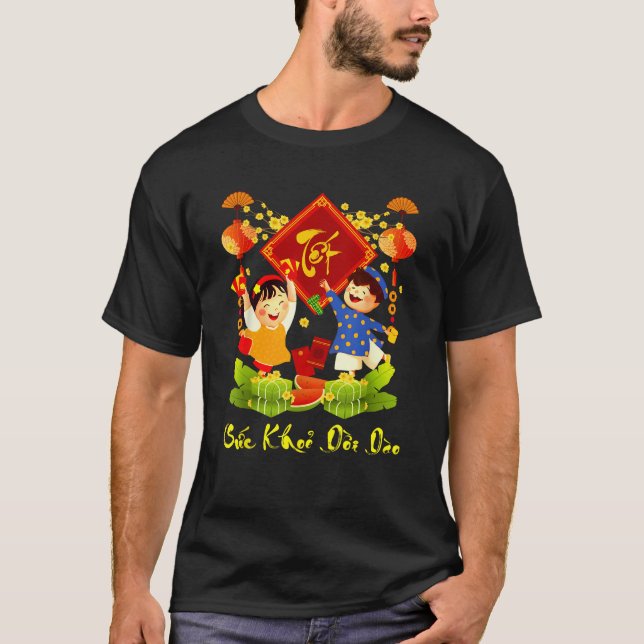 Vietnamese Lunar New Year 2024 Tet Viet Suc Khoe D T-Shirt (Vorderseite)