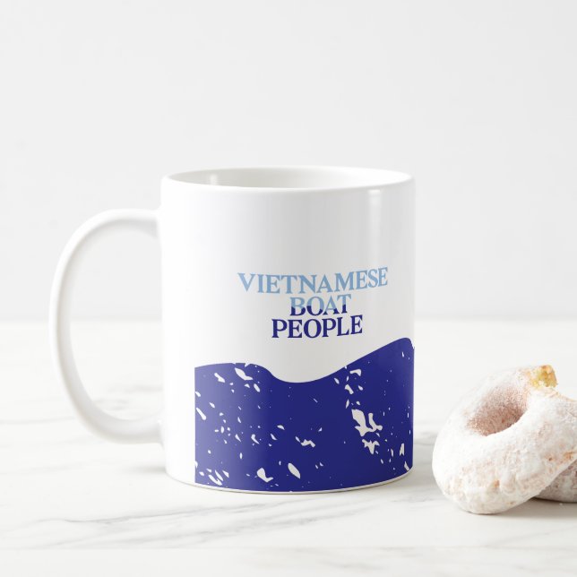 VietnamesischBoatPeople.org Tasse (Mit Donut)