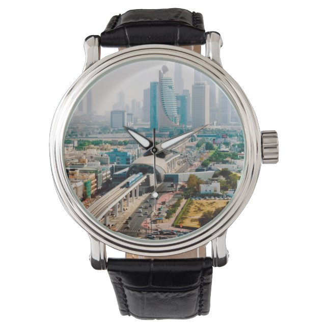 View of city metro line and skyscrapers armbanduhr (Vorderseite)