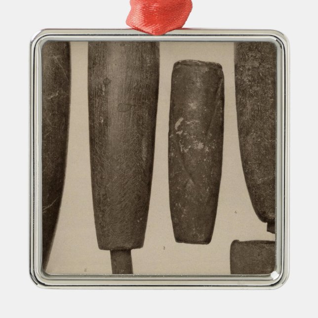 VIII Steinrohre, so Calif Silbernes Ornament (Vorne)